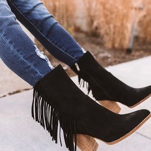 Faux suede fringe boots. Size 8